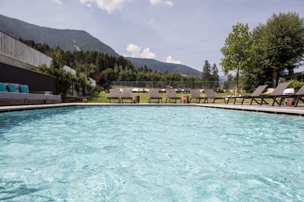 Hotel Petrus ブルーニコ エクステリア 写真