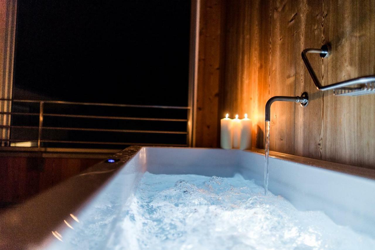 Hotel Petrus ブルーニコ エクステリア 写真