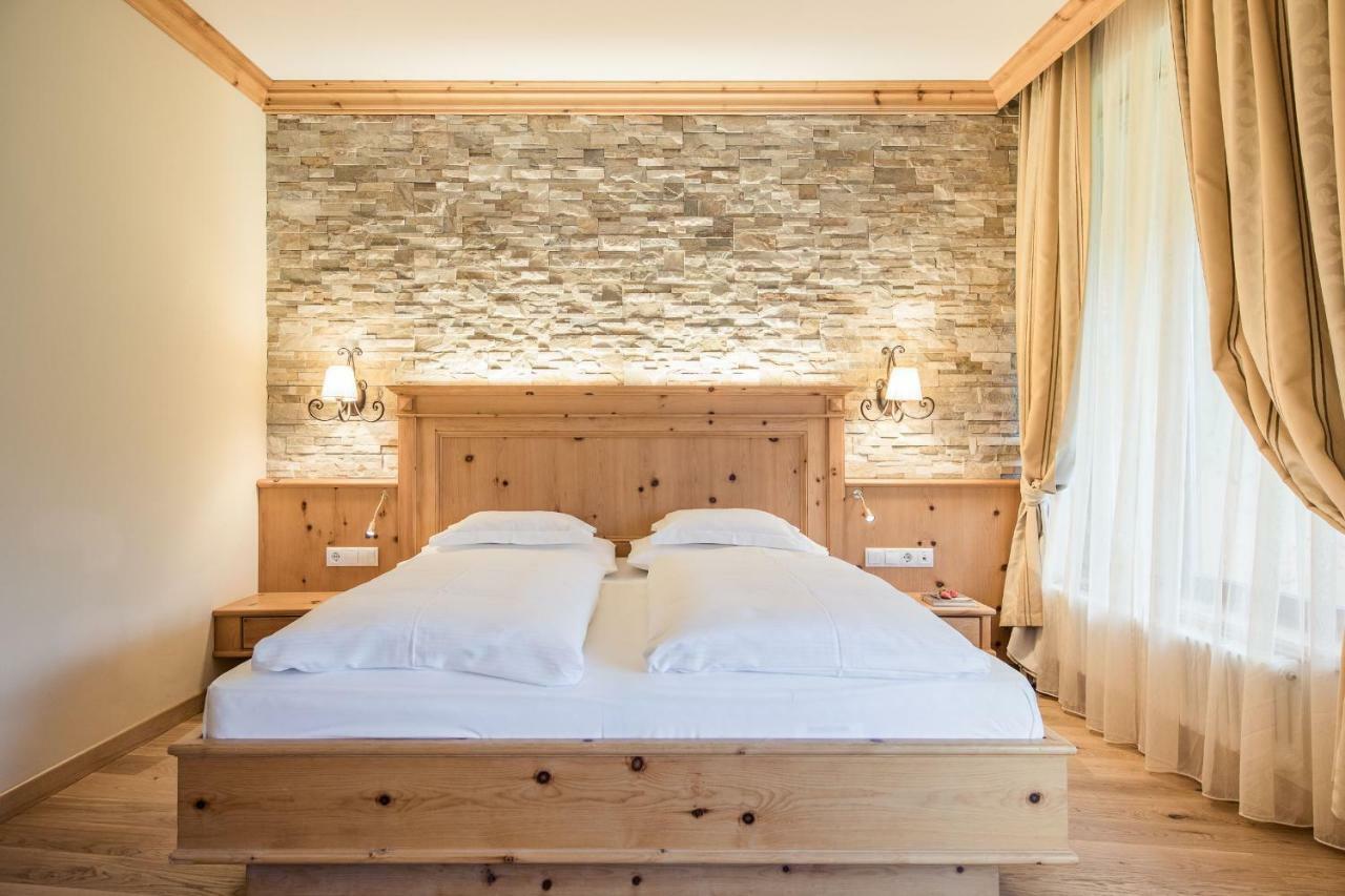 Hotel Petrus ブルーニコ エクステリア 写真